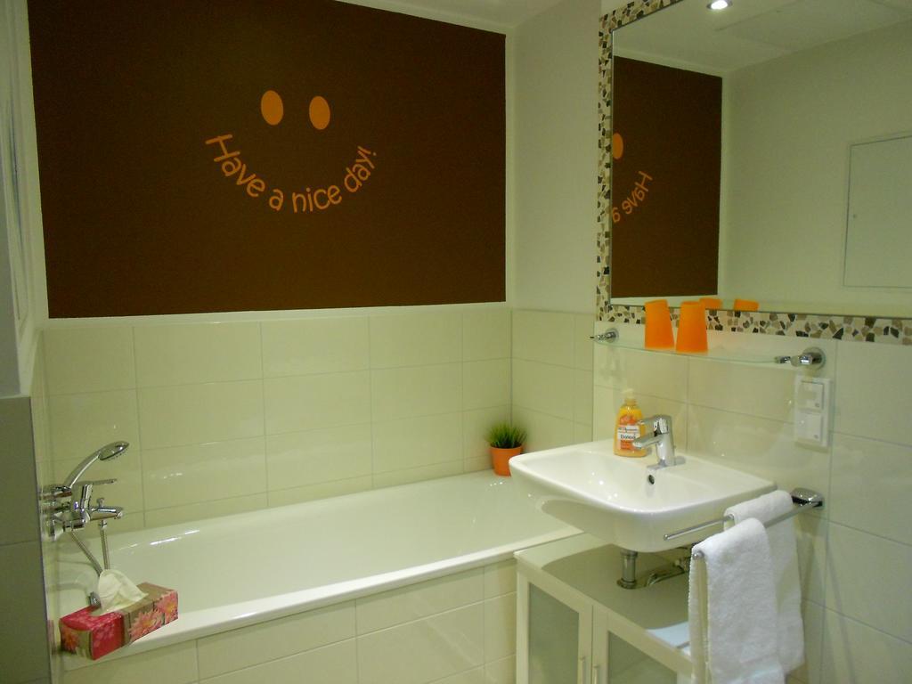 Mein Appartement Huerth Koeln חדר תמונה
