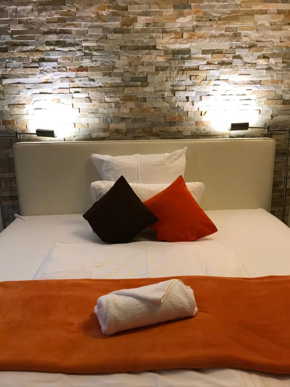 Mein Appartement Huerth Koeln מראה חיצוני תמונה