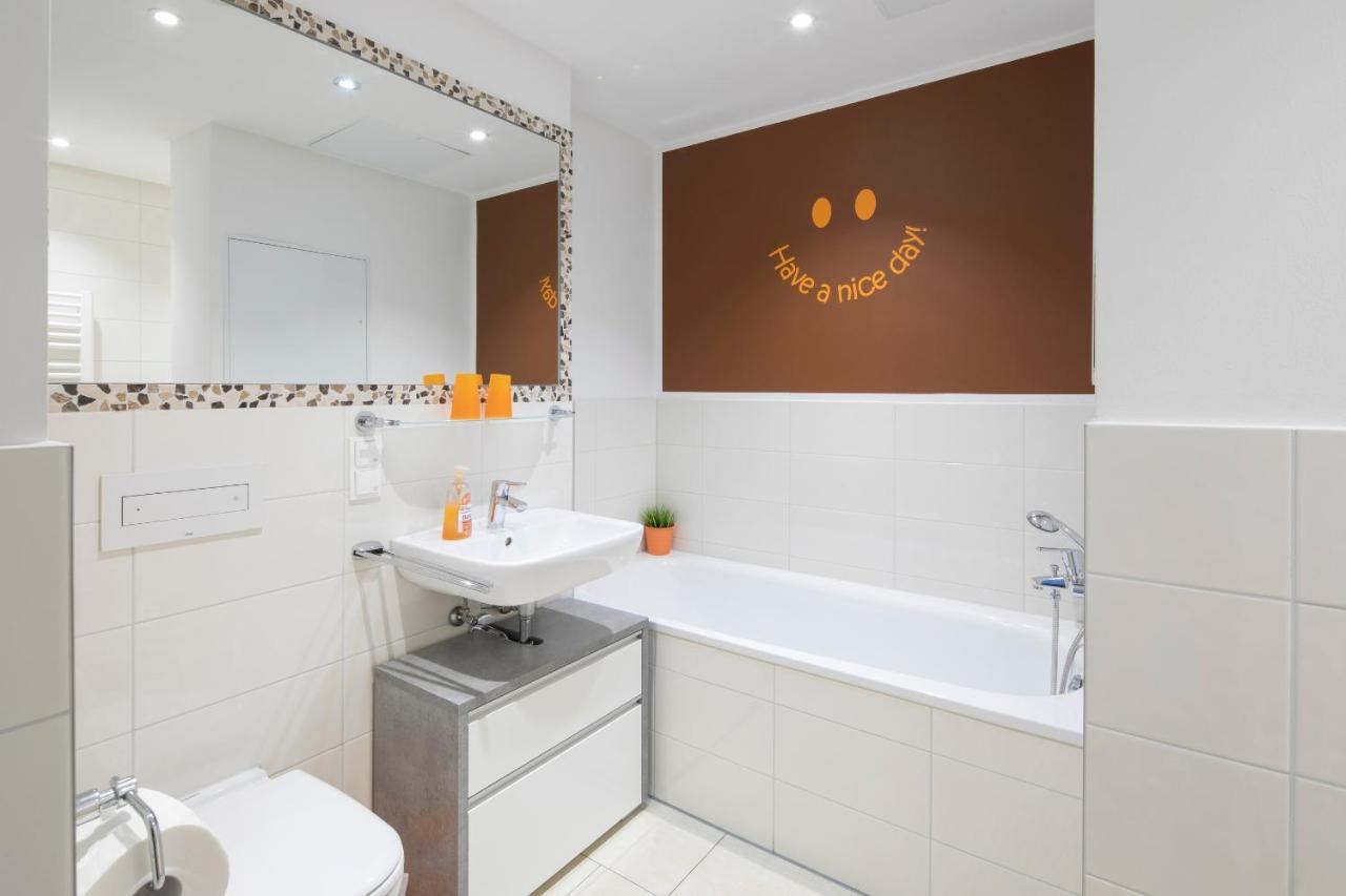 Mein Appartement Huerth Koeln מראה חיצוני תמונה